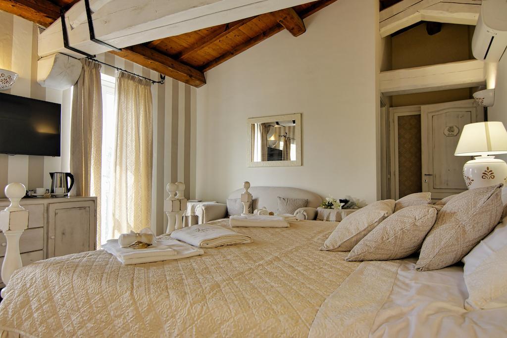 פורטו רוטונדו Domus Corallia-Luxury Rooms חדר תמונה